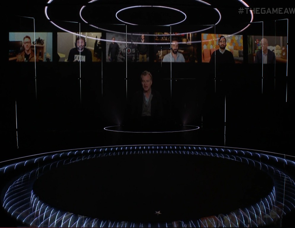 Christopher Nolan en el momento de anunciar el GOTY